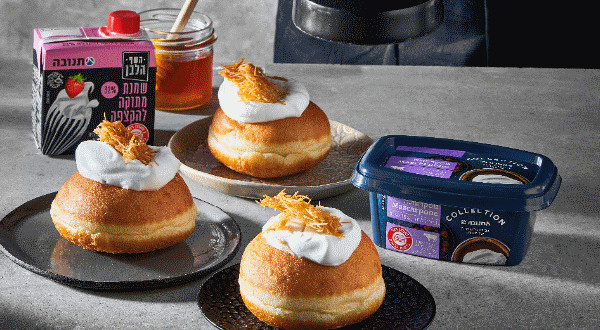 دوناتس مطلية بكريم مسكربونة، شعر كنافة ذهبي وعسل